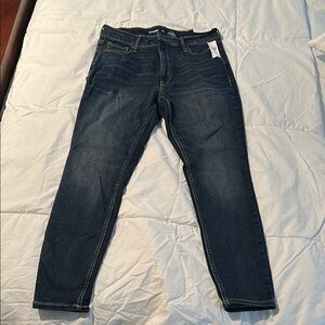 Old Navy Blue Skinny Jeans with Tapered Fit